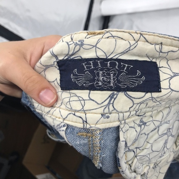 Hint Distressed Denim Jean Mini Skirt 100% Cotton Size 9 - Picture 6 of 9